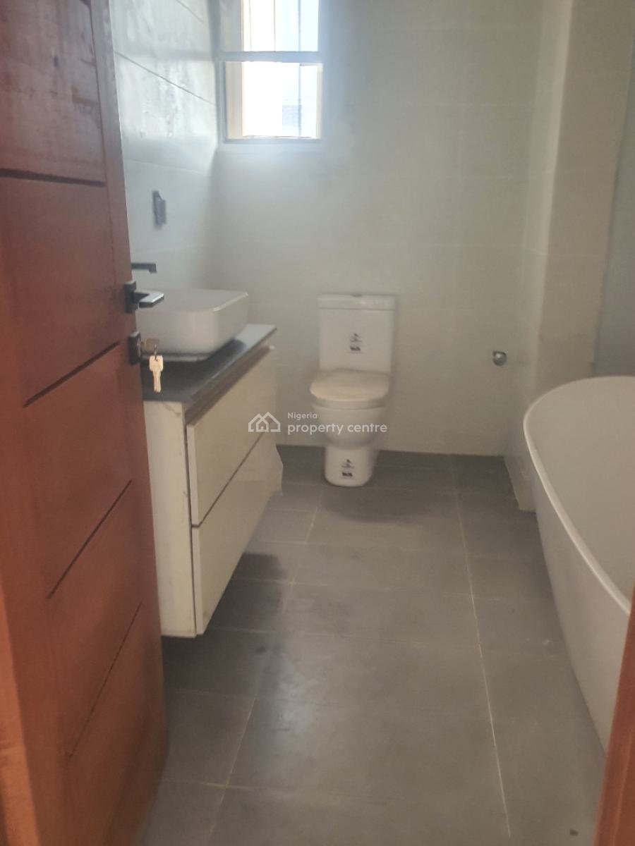 Luxury 4 Bedroom Maisonette with a Room Bq, Lekki Phase1 Extension, Lekki, Lagos, Flat / Apartment for Sale