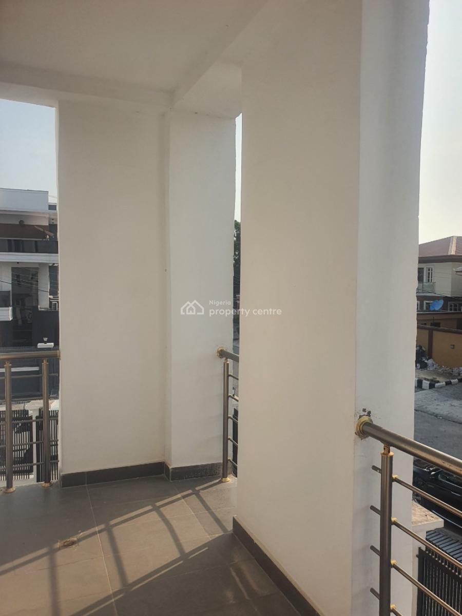 Luxury 4 Bedroom Maisonette with a Room Bq, Lekki Phase1 Extension, Lekki, Lagos, Flat / Apartment for Sale