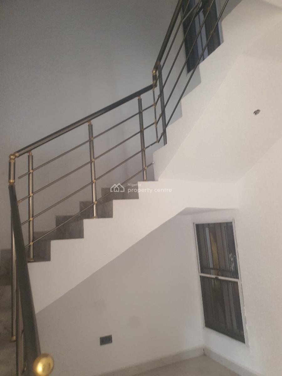 Luxury 4 Bedroom Maisonette with a Room Bq, Lekki Phase1 Extension, Lekki, Lagos, Flat / Apartment for Sale
