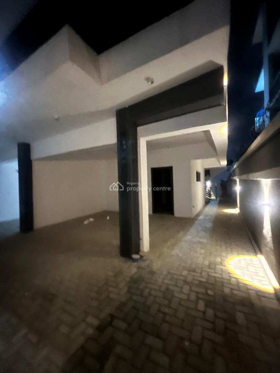 a Brand New Luxury 3 Bedroom Terraced Duplex with Bq, Inside an Estate at Agungi Lekki Lagos, Agungi, Lekki, Lagos, Terraced Duplex for Rent