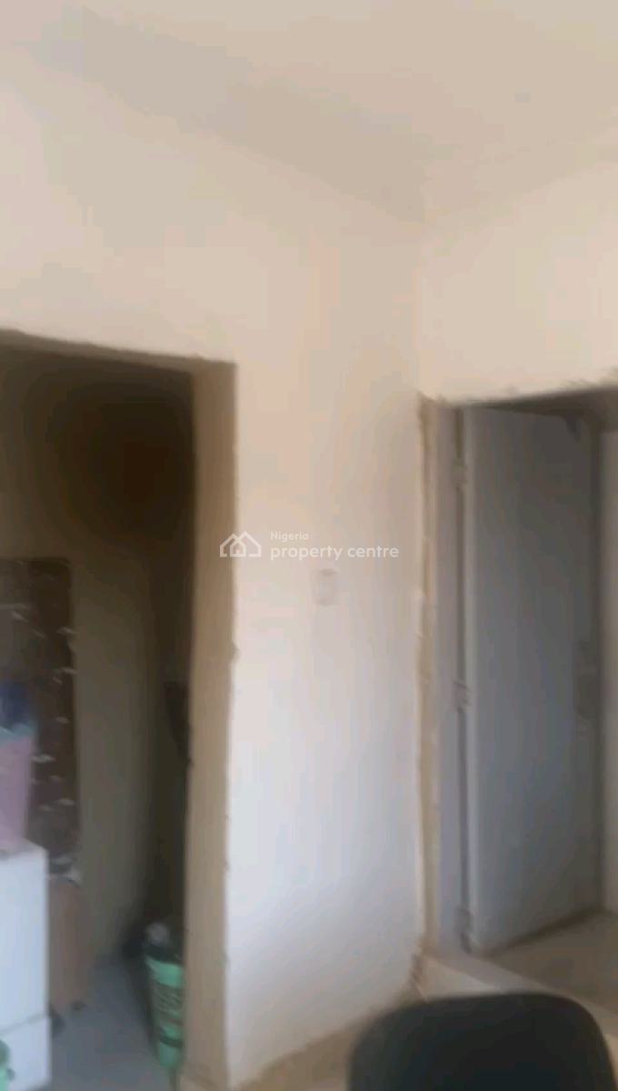 Newly Built Decent Self Con , Pop Standard, Screeded Wall, Iwaya, Yaba, Lagos, Self Contain (single Rooms) for Rent