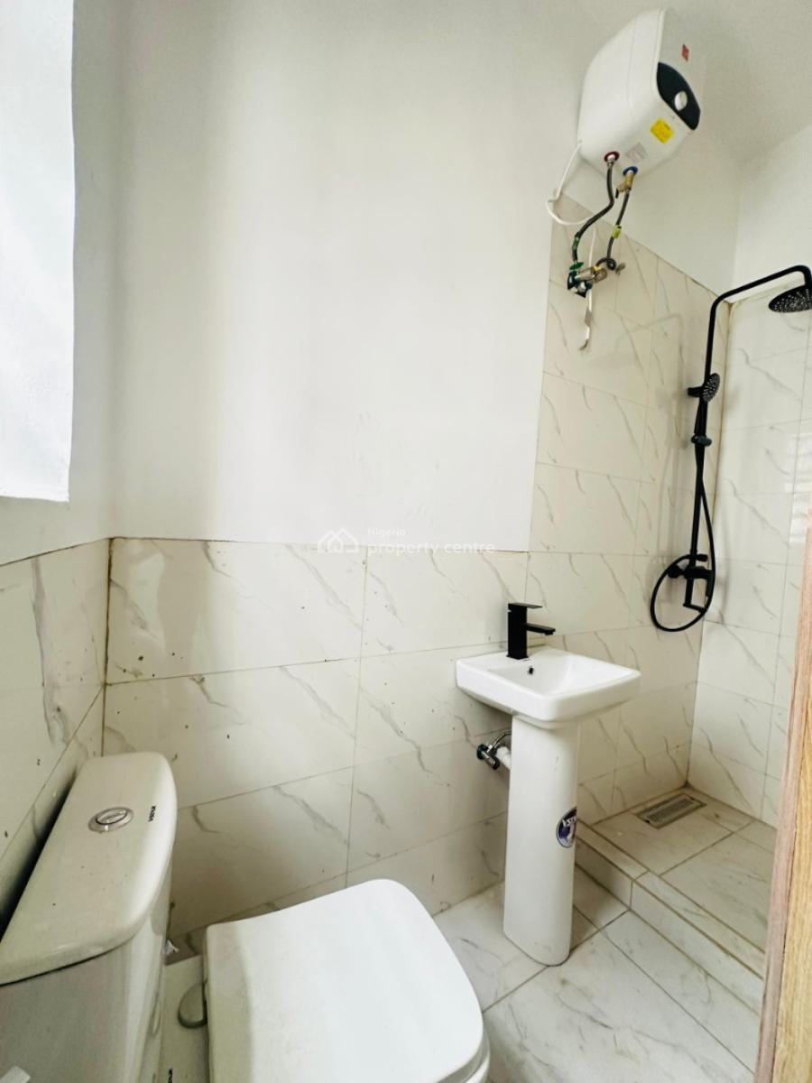 3 Bedroom Semi Detached Duplexes, Lagos, Olowora, Magodo, Lagos, Semi-detached Duplex for Sale