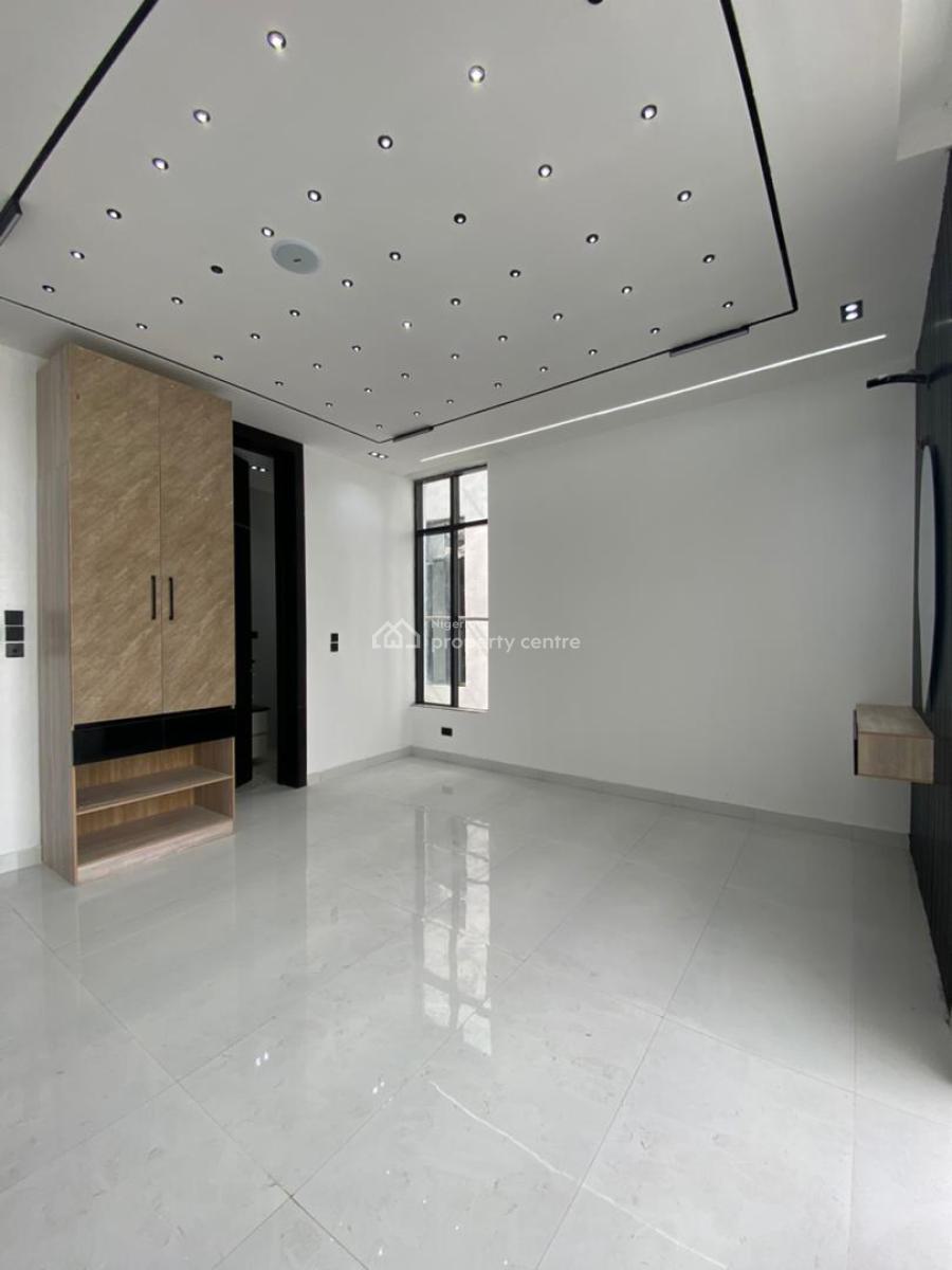 Excellent 5 Bedroom Duplex with a Pool,cinema,bq, Chevron, Lekki, Lagos, House for Sale