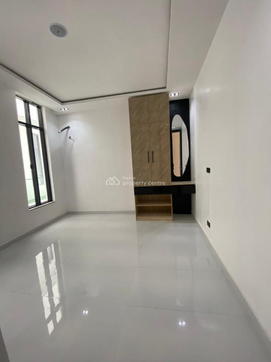 Excellent 5 Bedroom Duplex with a Pool,cinema,bq, Chevron, Lekki, Lagos, House for Sale