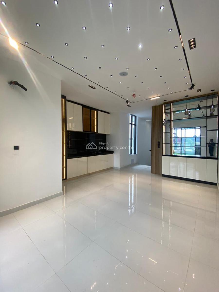 Excellent 5 Bedroom Duplex with a Pool,cinema,bq, Chevron, Lekki, Lagos, House for Sale