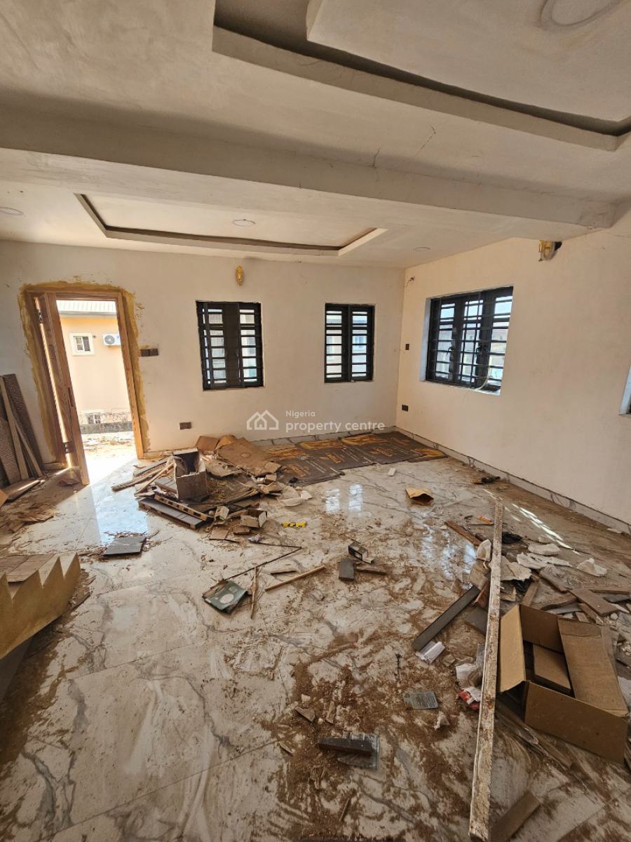 Luxury 4 Bedroom Fully Detached Duplex with Bq, Lagos, Olowora, Magodo, Lagos, Detached Duplex for Sale