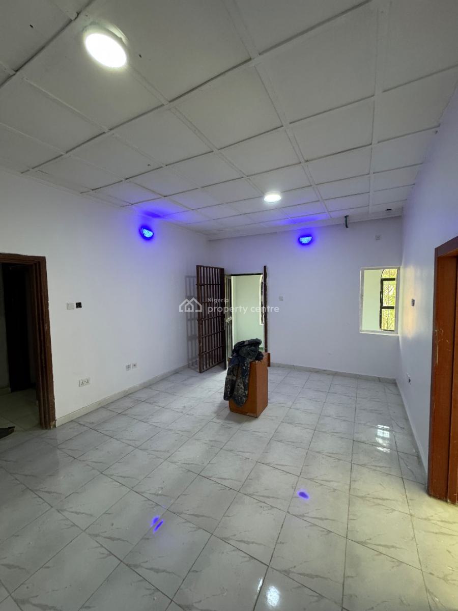 Miniflat, Off Admiralty, Lekki Phase 1, Lekki, Lagos, Mini Flat (room and Parlour) for Rent