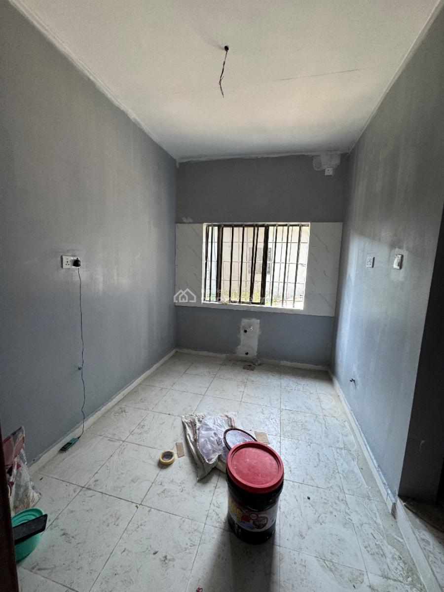 Spacious 2 Bedroom Apartment, Off Admiralty, Lekki Phase 1, Lekki, Lagos, Flat / Apartment for Rent