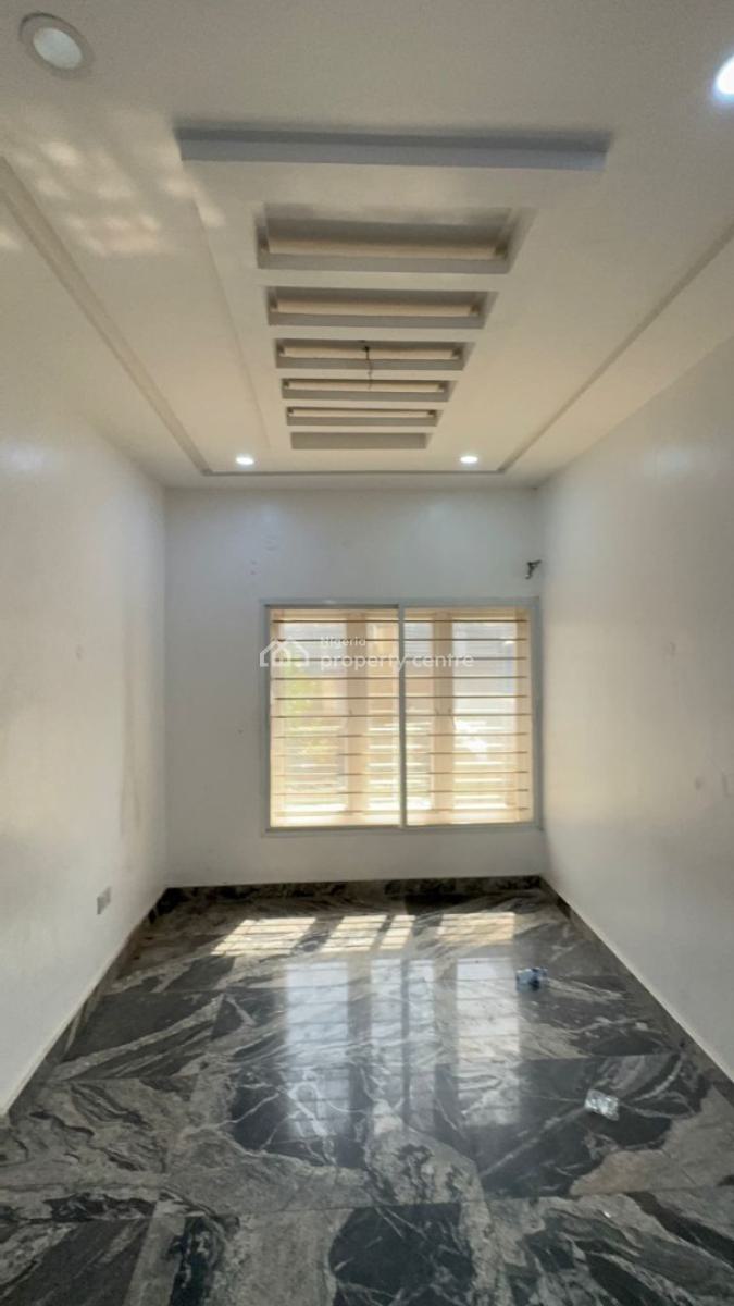 Tastefully Finished Spacious Standard Standard Built.   3 Bedrooms Ter, Jahi By Gilmor, Jahi, Abuja, Terraced Duplex for Rent
