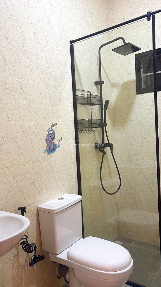 Luxury 3-bedroom  Apartment, Paradise Estate Road, Life Camp, Life Camp, Abuja, Flat / Apartment Short Let