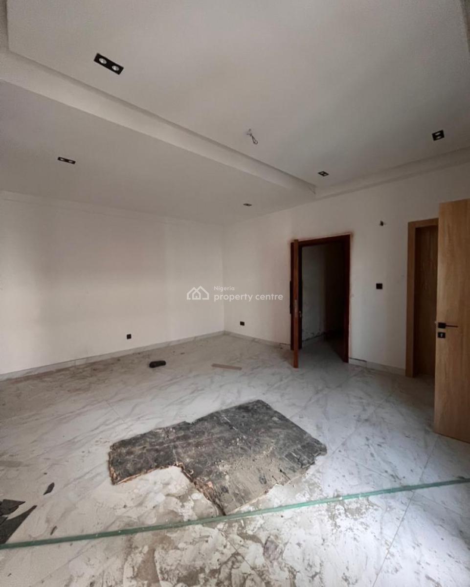 Newly Built 2 Bedroom Apartment, Ikate, Lekki, Lagos, Block of Flats for Sale