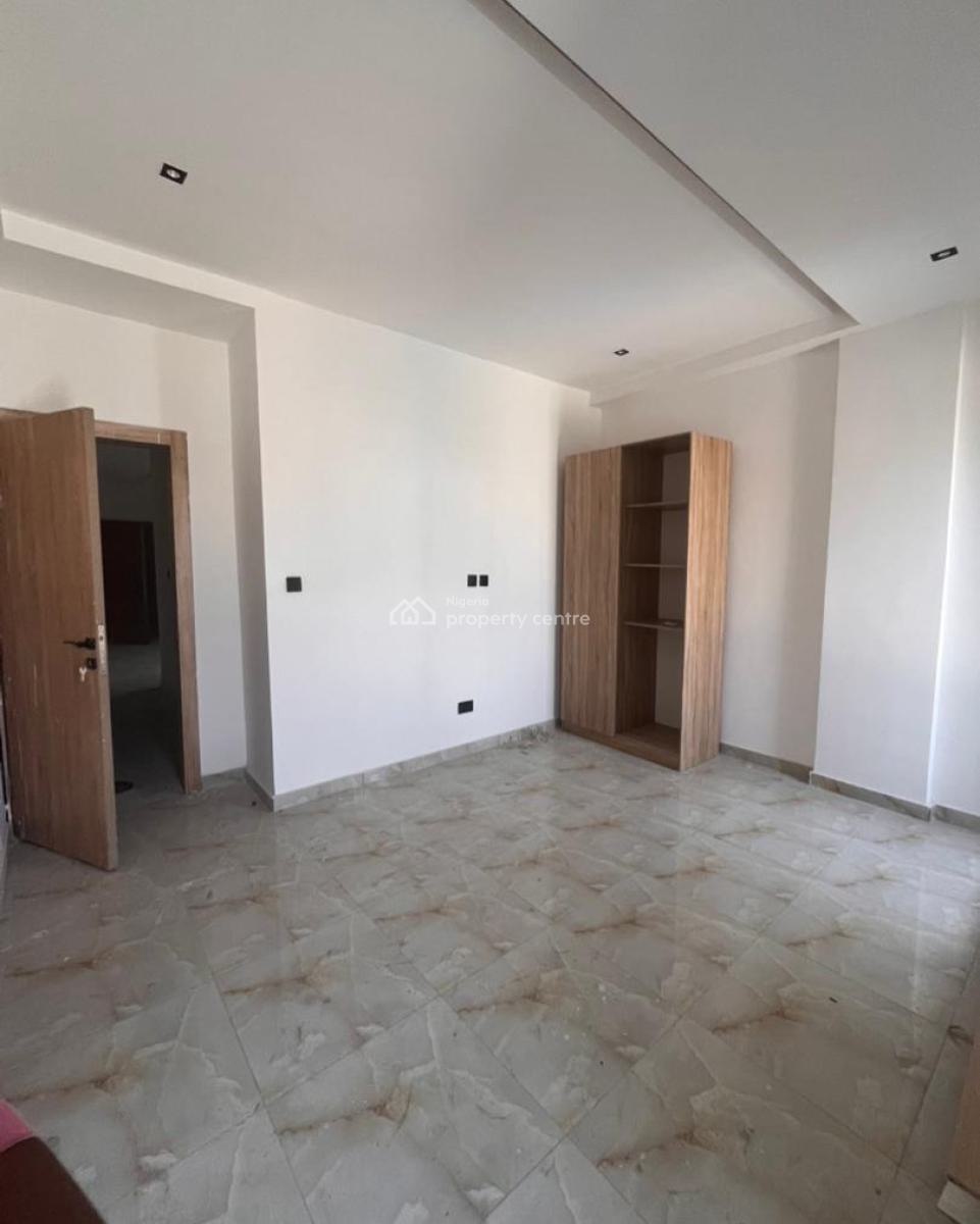 Newly Built 2 Bedroom Apartment, Ikate, Lekki, Lagos, Block of Flats for Sale