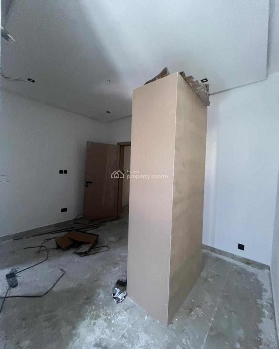 Newly Built 2 Bedroom Apartment, Ikate, Lekki, Lagos, Block of Flats for Sale