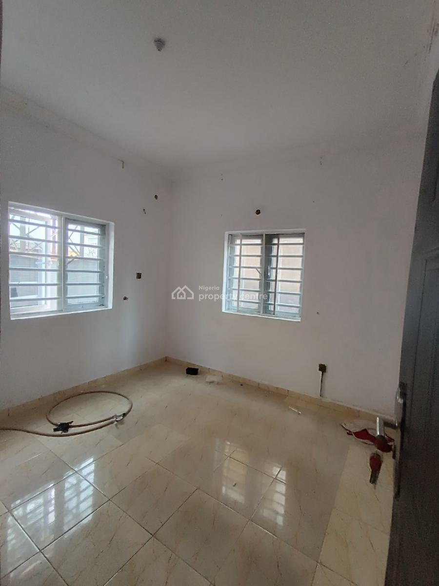 a Well Built Room and Parlor, Ogombo Abraham Adesunya Road, Lekki Phase 2, Lekki, Lagos, Mini Flat (room and Parlour) for Rent