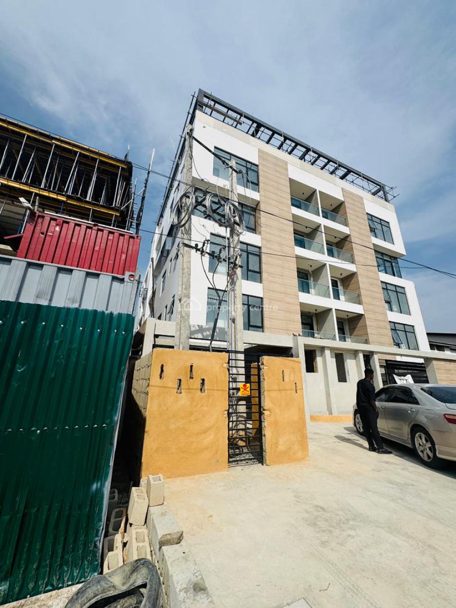 Nicely Built 3bedroom, Lekki Phase 1, Lekki, Lagos, Flat / Apartment for Sale