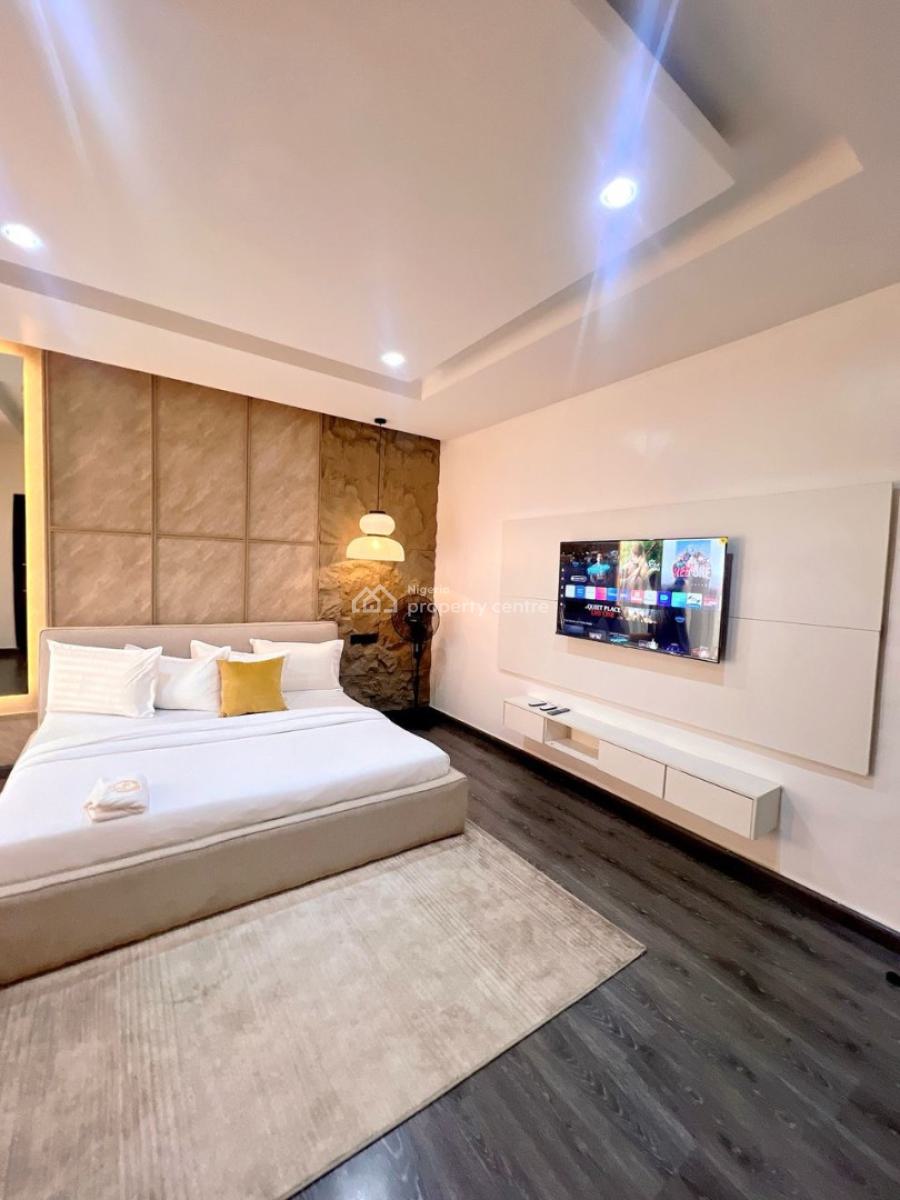 Beautifully Furnished 3bedroom Apartment for Short and Long Stay, Lekki Phase 1, Lekki, Lagos, Flat / Apartment Short Let