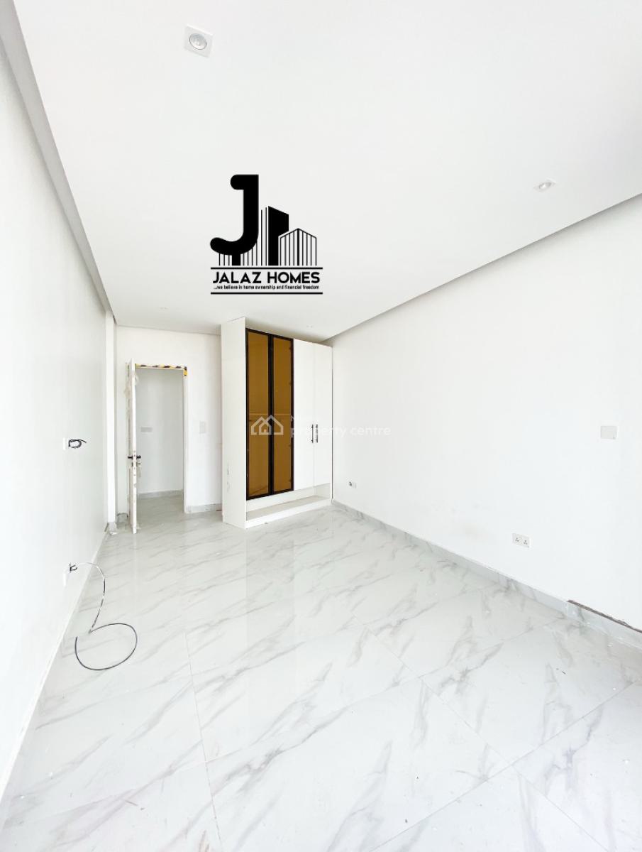 2 Bedroom Apartment, Lekki Phase 1, Lekki, Lagos, House for Sale