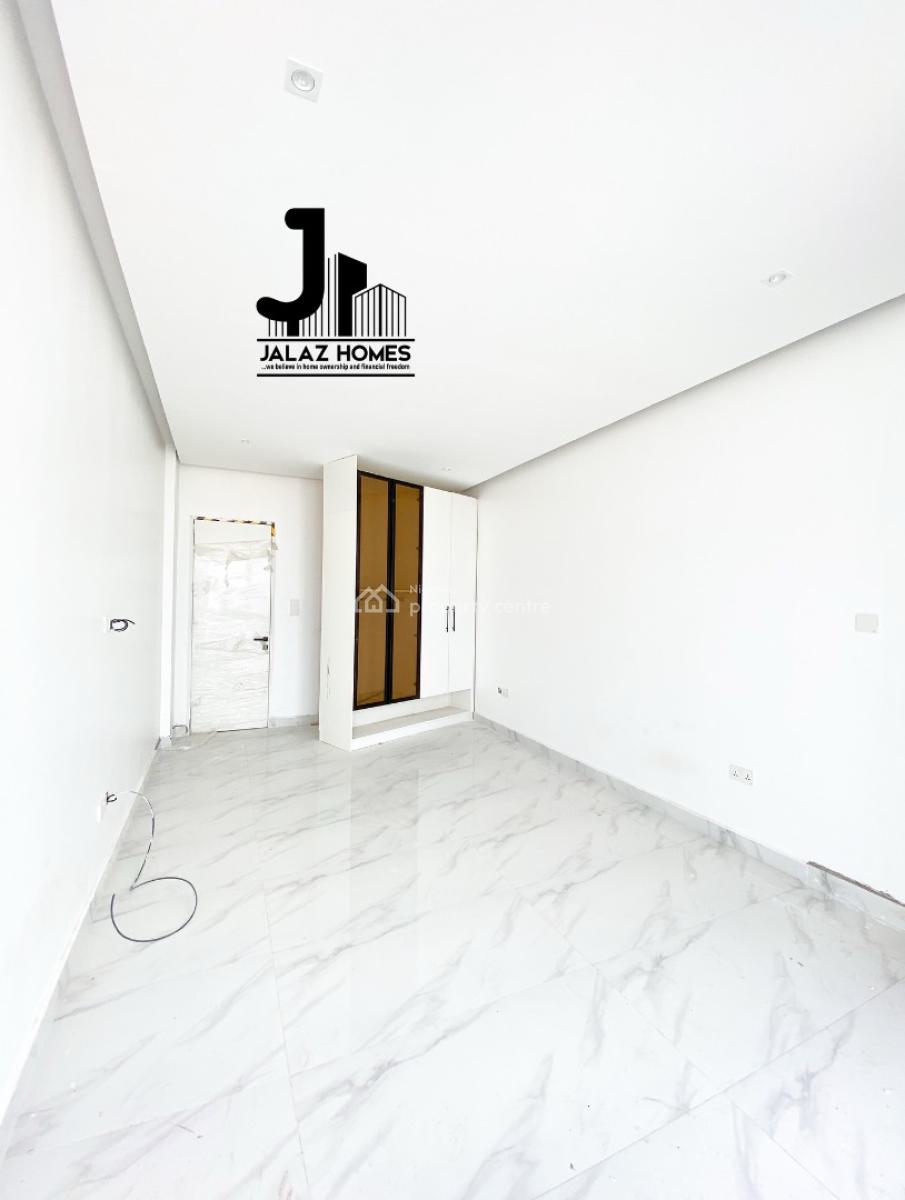 2 Bedroom Apartment, Lekki Phase 1, Lekki, Lagos, House for Sale