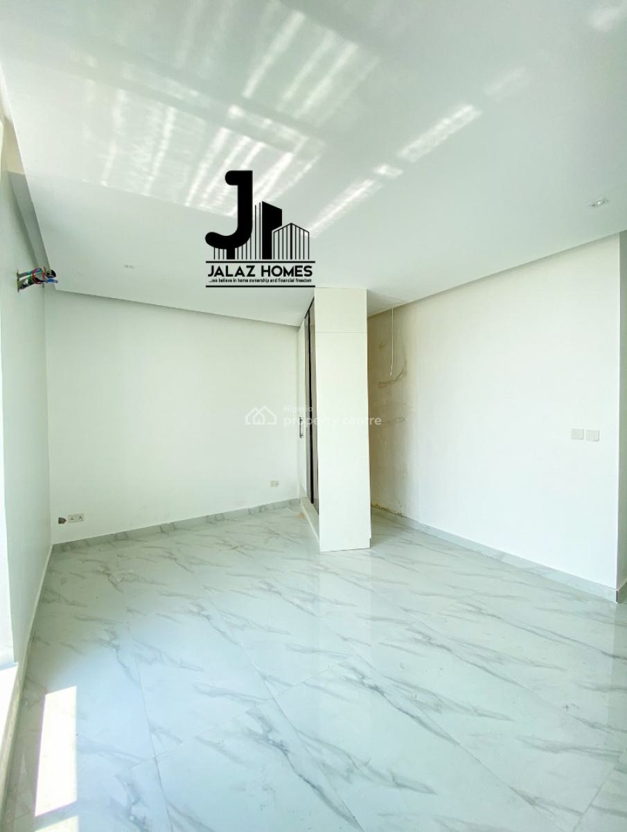 2 Bedroom Apartment, Lekki Phase 1, Lekki, Lagos, House for Sale