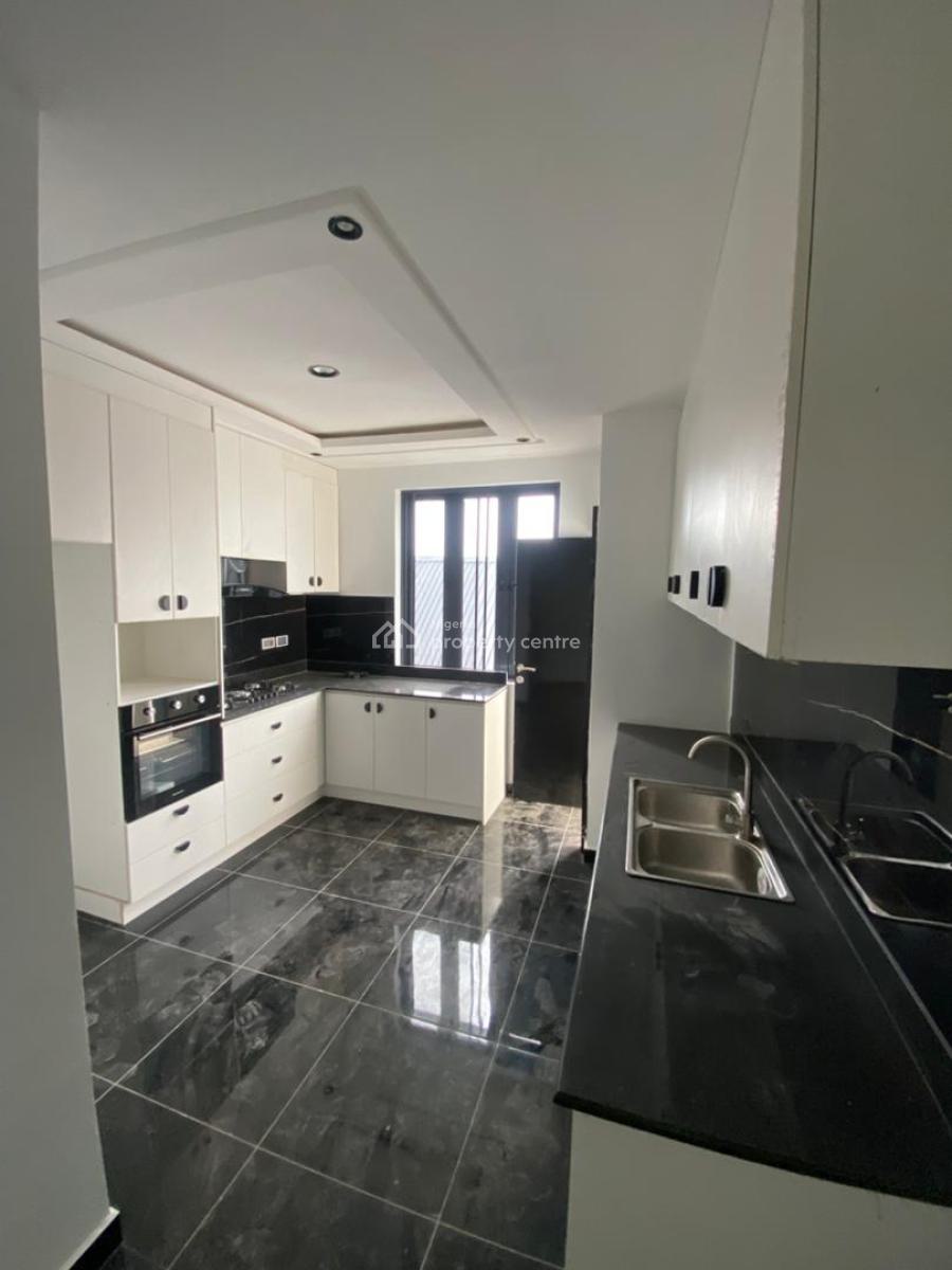 3) Bedroom Apartment with Fitted Kitchen, Ikate, Lekki, Lagos, Flat / Apartment for Rent