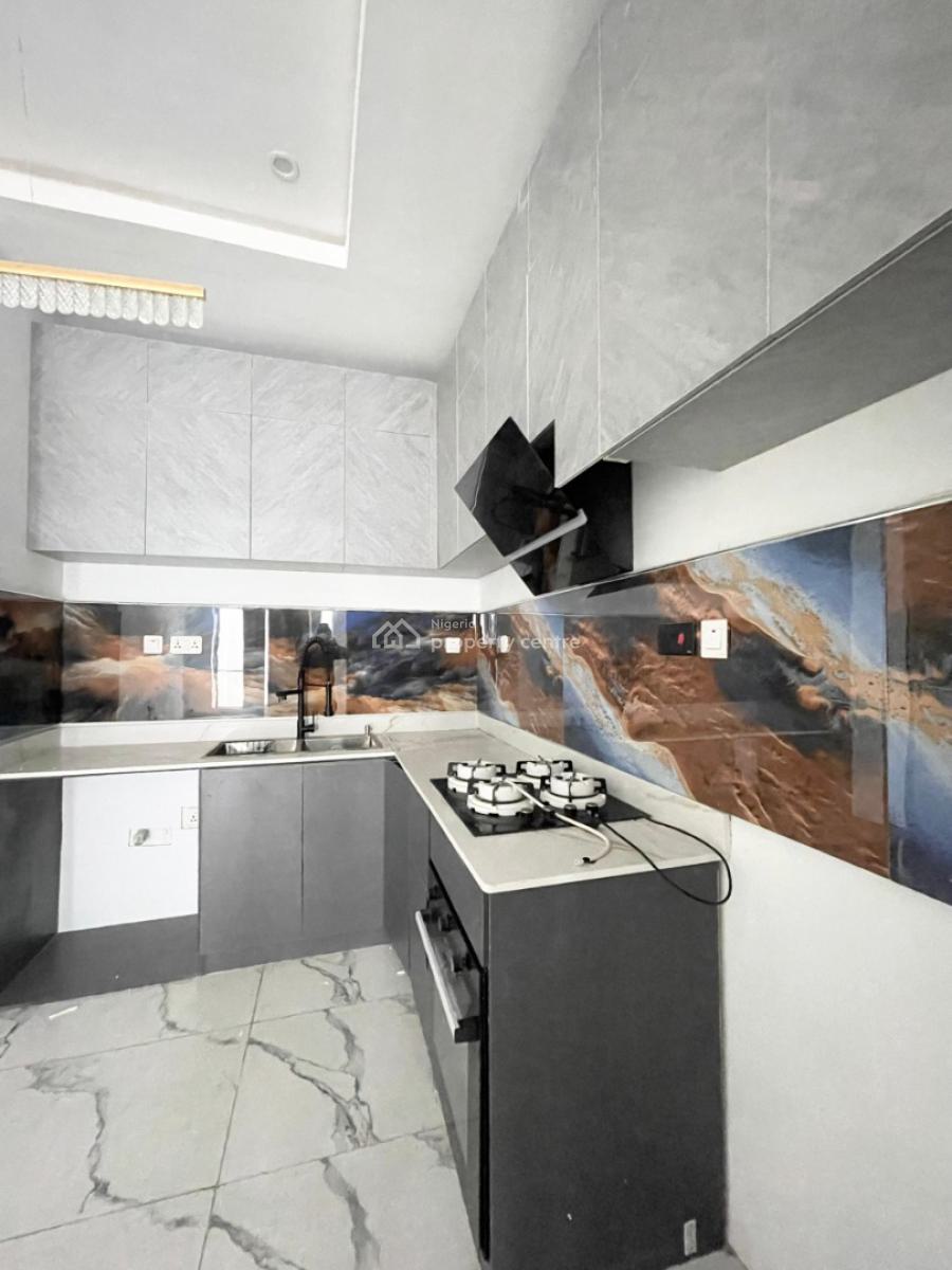 Lovely 2 Bedroom Apartment, Ologolo, Ologolo, Lekki, Lagos, Flat / Apartment for Sale