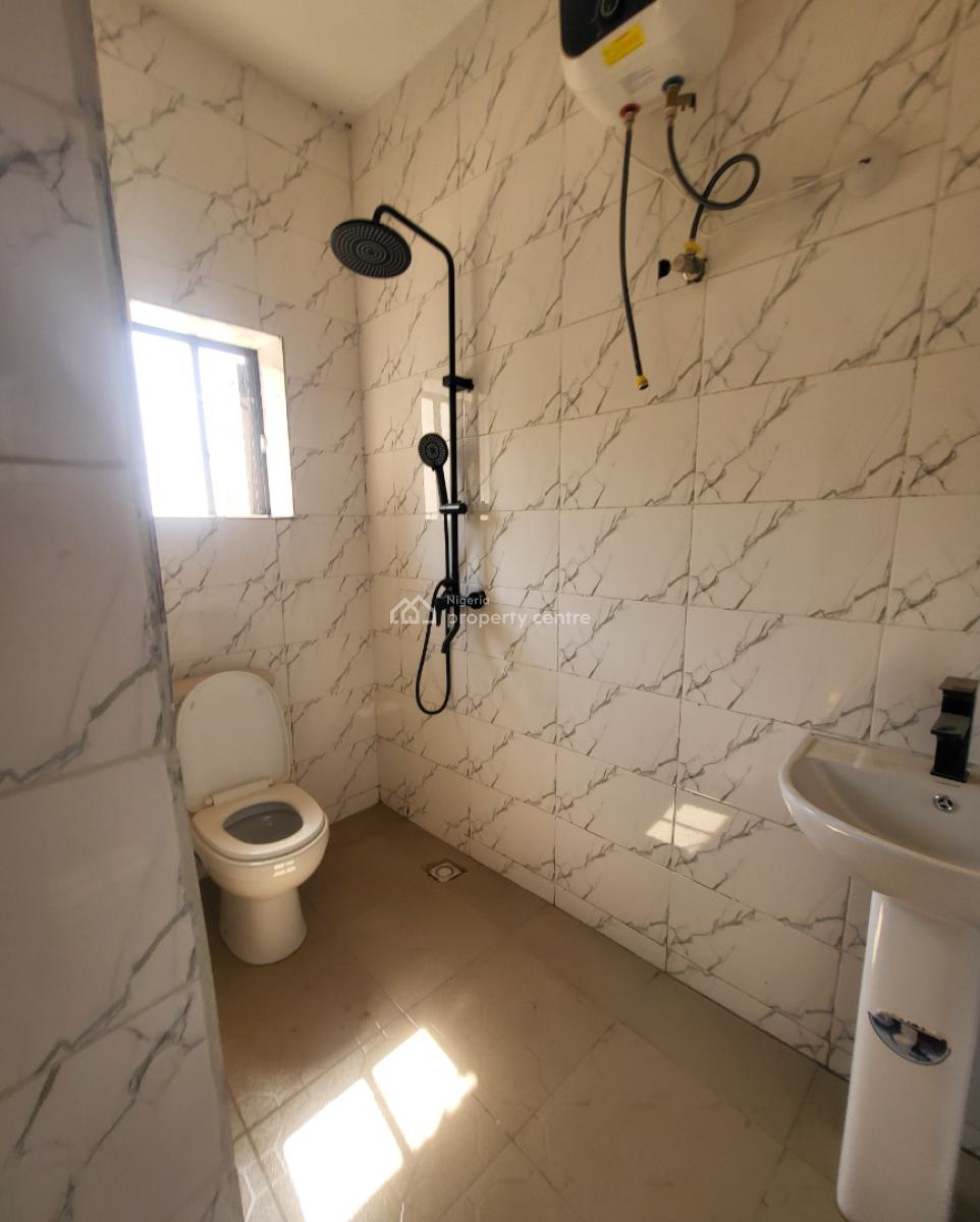 Luxurious Brand New 3bedroom Flat with Bq, By American International School, Durumi, Abuja, Block of Flats for Sale