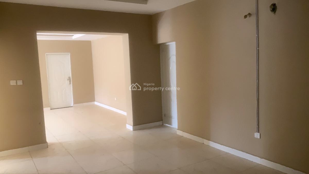 Exclusive 4 Bedroom Apartment with Bq, Wuye Dakibiyu After Kia Academy, Wuye, Abuja, Flat / Apartment for Rent