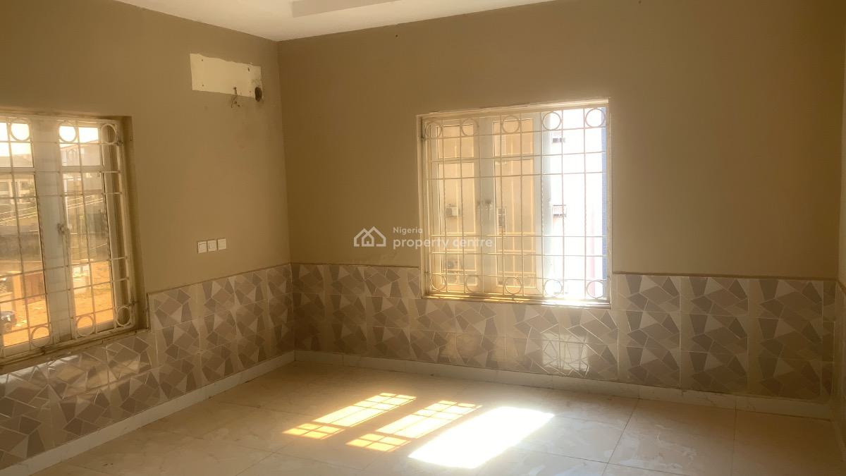 Exclusive 4 Bedroom Apartment with Bq, Wuye Dakibiyu After Kia Academy, Wuye, Abuja, Flat / Apartment for Rent
