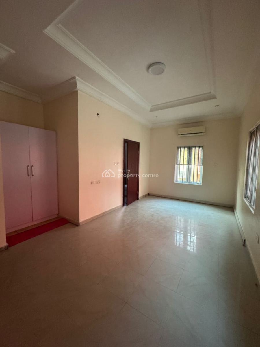 Really Nice 4 Bedrooms Semi Detached Duplex with Inbuilt B/q, Lekki Phase 1, Lekki, Lagos, Semi-detached Duplex for Rent