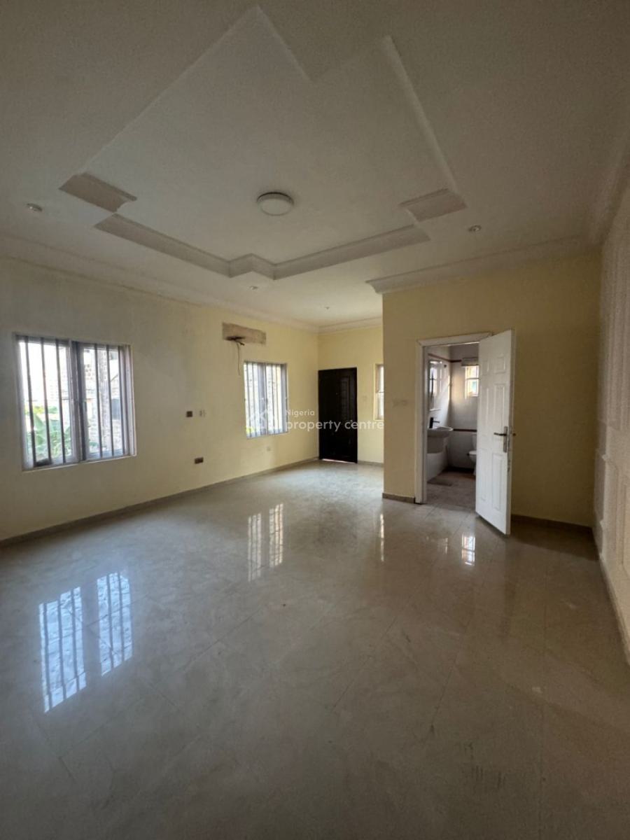 Really Nice 4 Bedrooms Semi Detached Duplex with Inbuilt B/q, Lekki Phase 1, Lekki, Lagos, Semi-detached Duplex for Rent