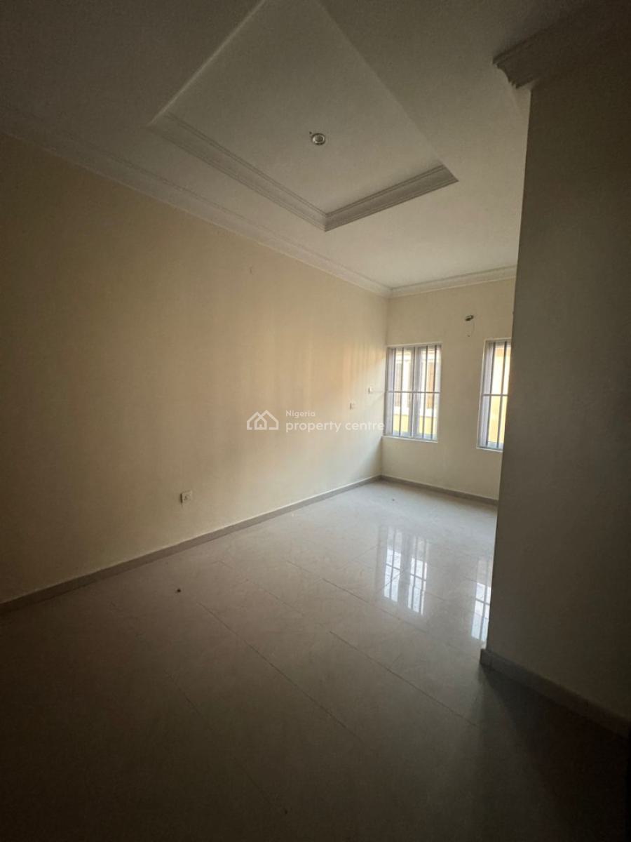 Really Nice 4 Bedrooms Semi Detached Duplex with Inbuilt B/q, Lekki Phase 1, Lekki, Lagos, Semi-detached Duplex for Rent