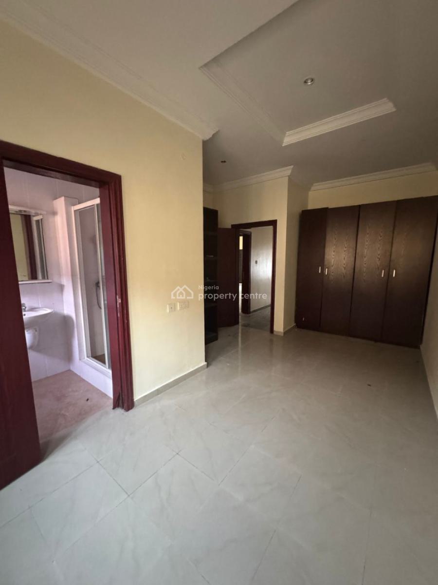 Really Nice 4 Bedrooms Semi Detached Duplex with Inbuilt B/q, Lekki Phase 1, Lekki, Lagos, Semi-detached Duplex for Rent