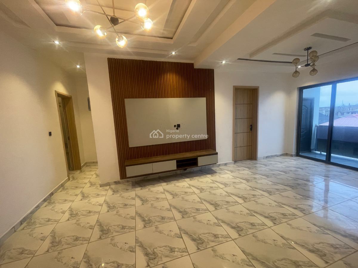 Nicely Built 2 Bedroom Flat, Ikate, Lekki, Lagos, Flat / Apartment for Sale