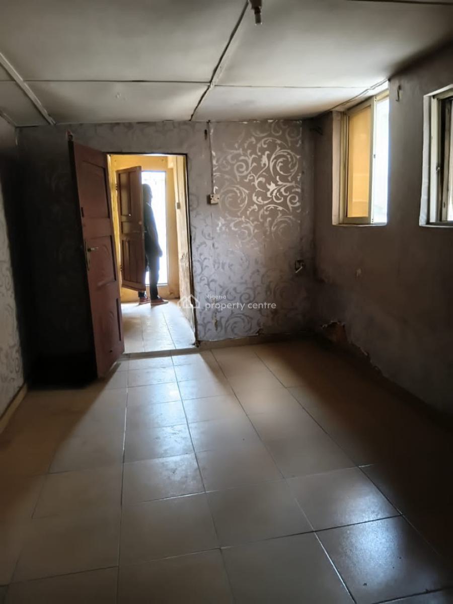 a Room Self Contain, Grammar School Area, Ojodu Berger, Ojodu, Lagos, Self Contain (single Rooms) for Rent