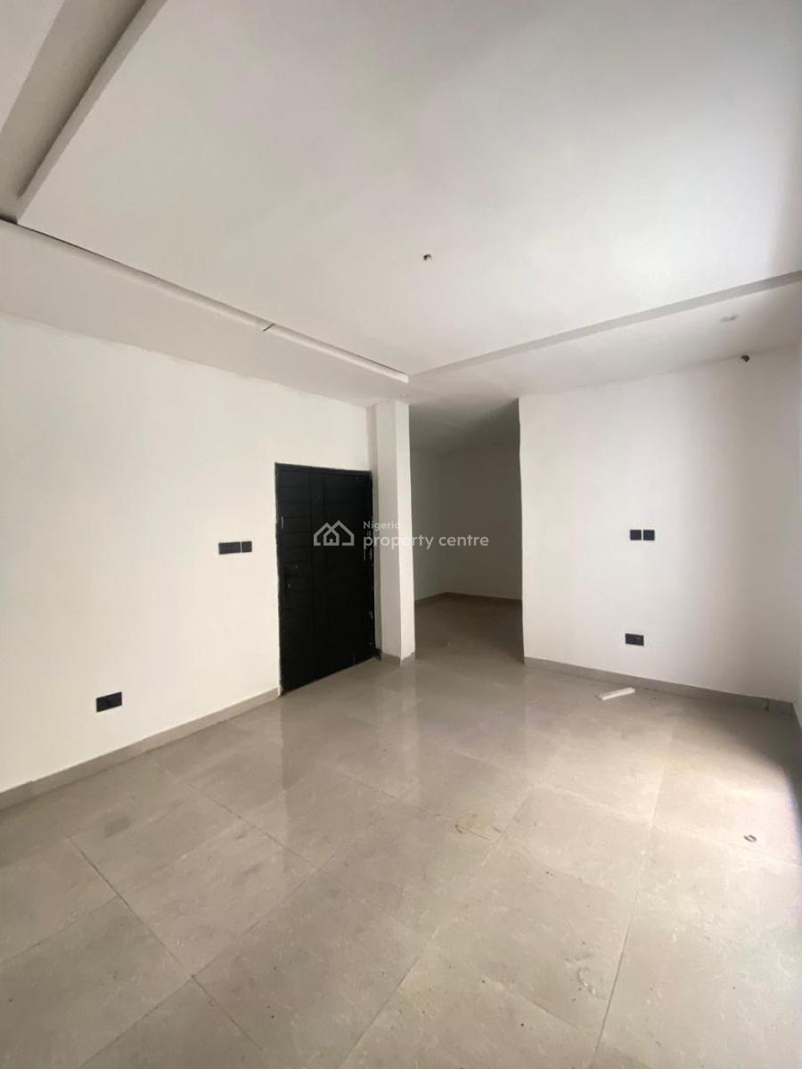 Lovely 2 Bedroom Apartment  with Communal  Pool,gym in a Secure Estate, Ologolo, Lekki, Lagos, Flat / Apartment for Sale