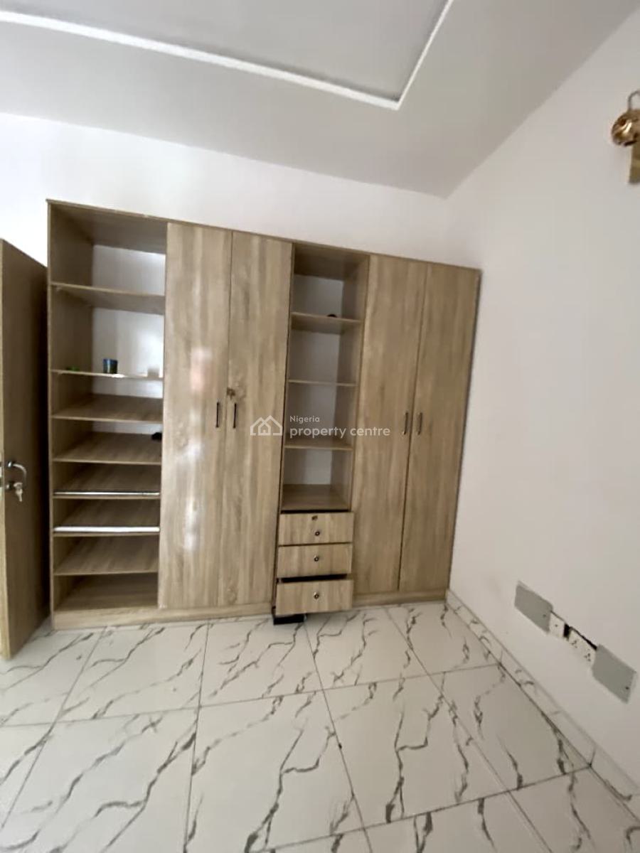 Classic 3 Bedroom Terraced  Duplex in a Secure Estate, Ikota, Lekki, Lagos, Terraced Duplex for Rent