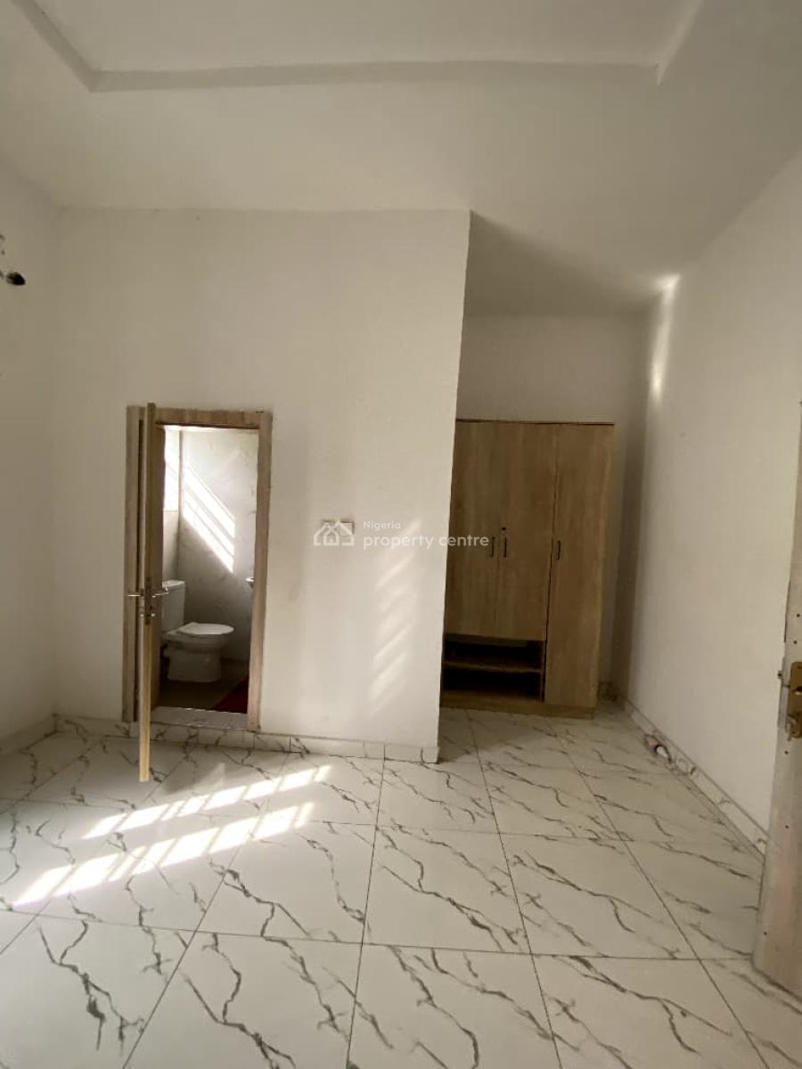 Classic 3 Bedroom Terraced  Duplex in a Secure Estate, Ikota, Lekki, Lagos, Terraced Duplex for Rent