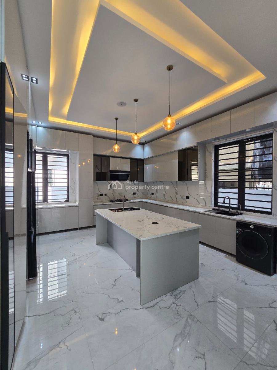 6 Bedroom House with Every Feature You Like, Megamound Estate, Ikota, Lekki, Lagos, Detached Duplex for Sale