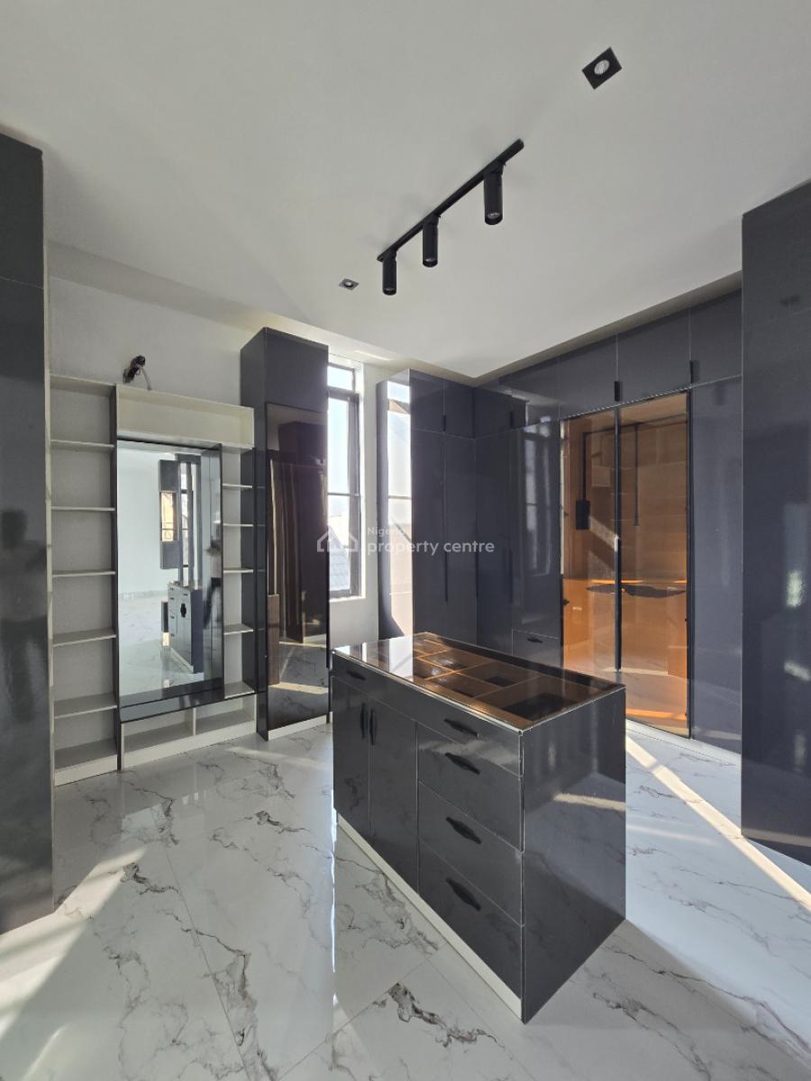 6 Bedroom House with Every Feature You Like, Megamound Estate, Ikota, Lekki, Lagos, Detached Duplex for Sale