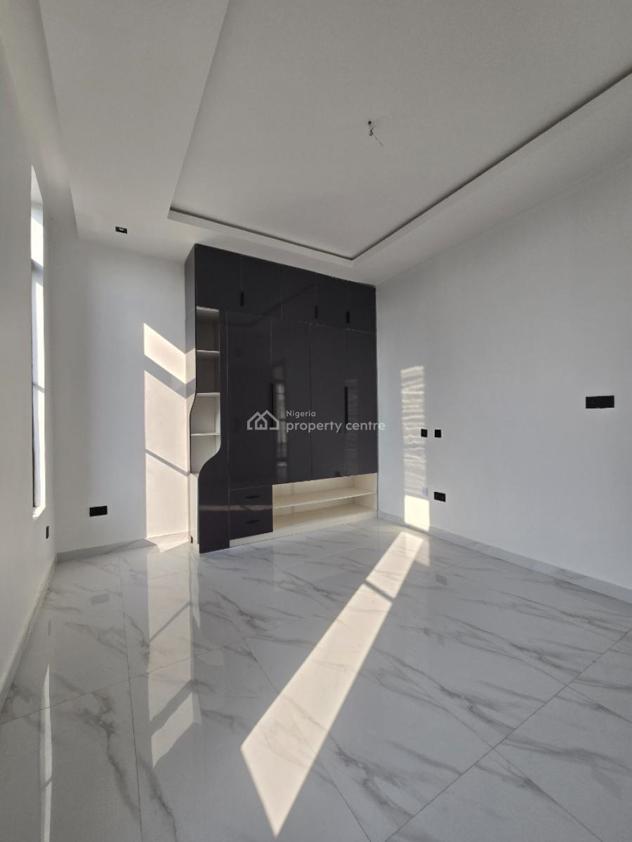 6 Bedroom House with Every Feature You Like, Megamound Estate, Ikota, Lekki, Lagos, Detached Duplex for Sale