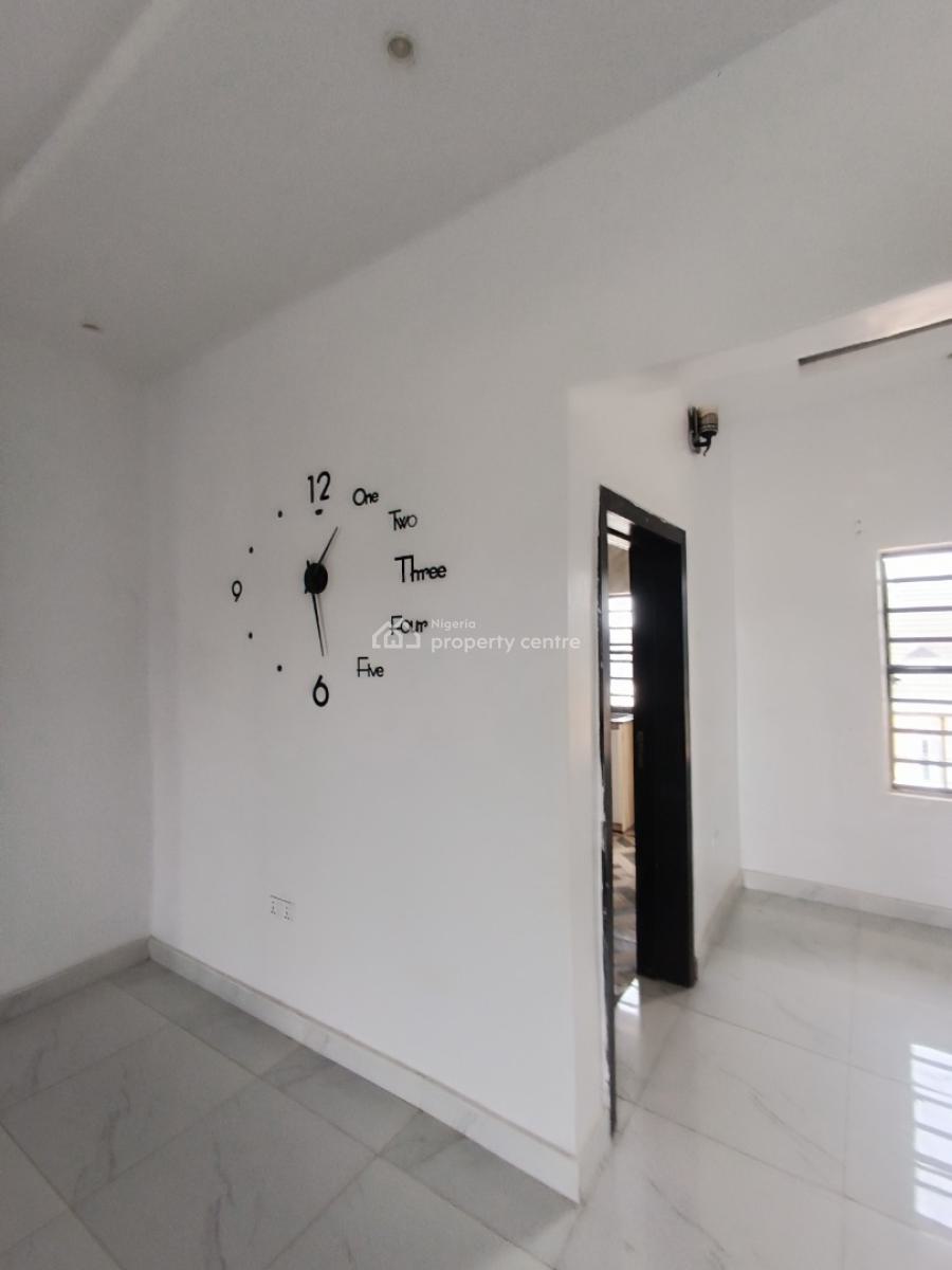 a Standard 2bedroom Flat, Behind Golden Park Estate Before Novareshoprite Ajah, Lekki Phase 2, Lekki, Lagos, Flat / Apartment for Rent