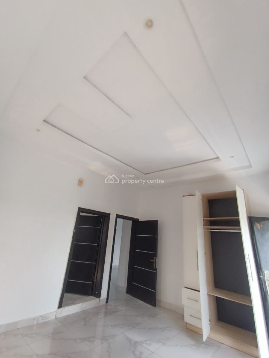 a Standard 2bedroom Flat, Behind Golden Park Estate Before Novareshoprite Ajah, Lekki Phase 2, Lekki, Lagos, Flat / Apartment for Rent