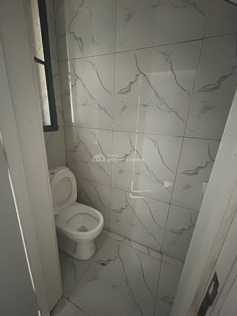 Well Maintained Three (3) Bedroom Terraced Duplex, Ikate, Lekki, Lagos, Terraced Duplex for Rent