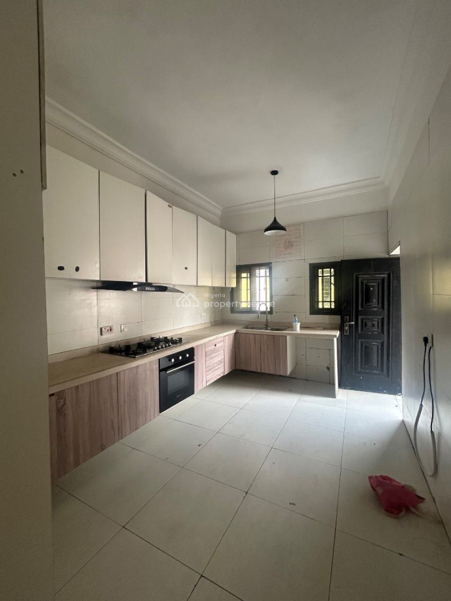 Well Maintained Three (3) Bedroom Terraced Duplex, Ikate, Lekki, Lagos, Terraced Duplex for Rent