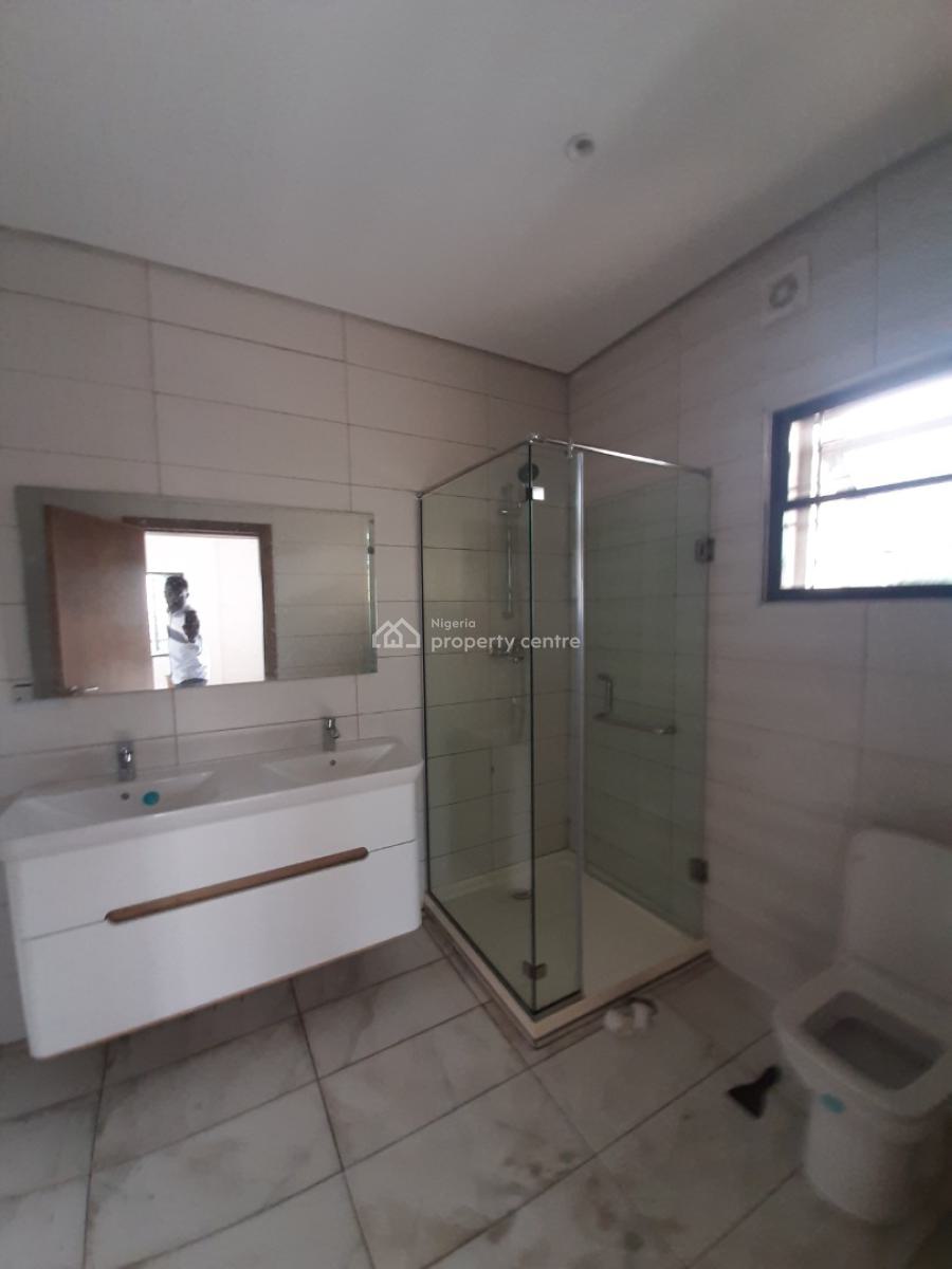 5, Lekki Phase 1, Lekki, Lagos, Terraced Duplex for Rent