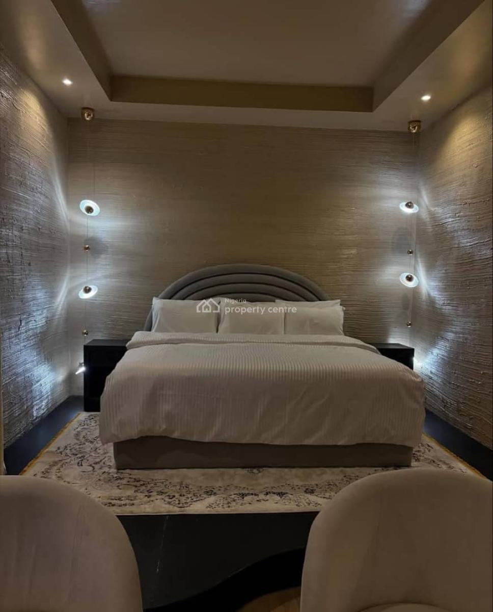 Luxury 1 Bedroom Loft with Swimming Pool, Lekki Phase 1, Lekki, Lagos, Flat / Apartment Short Let