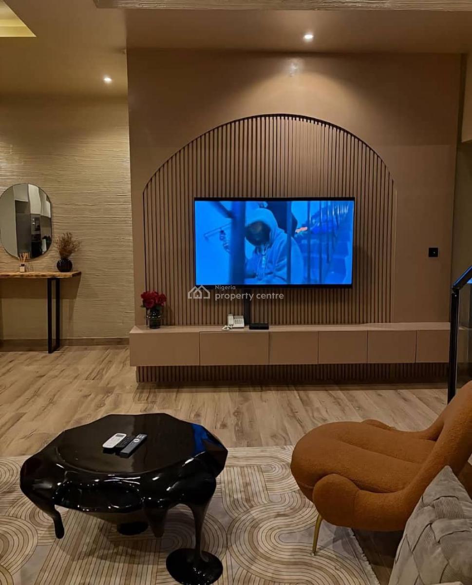 Luxury 1 Bedroom Loft with Swimming Pool, Lekki Phase 1, Lekki, Lagos, Flat / Apartment Short Let