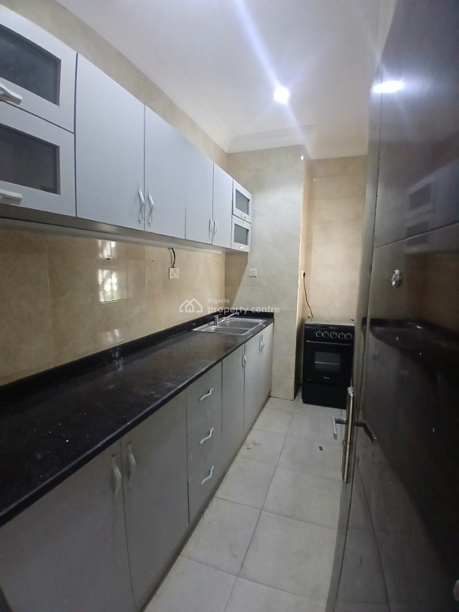 a Fantastic 2 Bedroom Apartment, Peninsula Garden Estate, Lekki Phase 2, Lekki, Lagos, Flat / Apartment for Rent