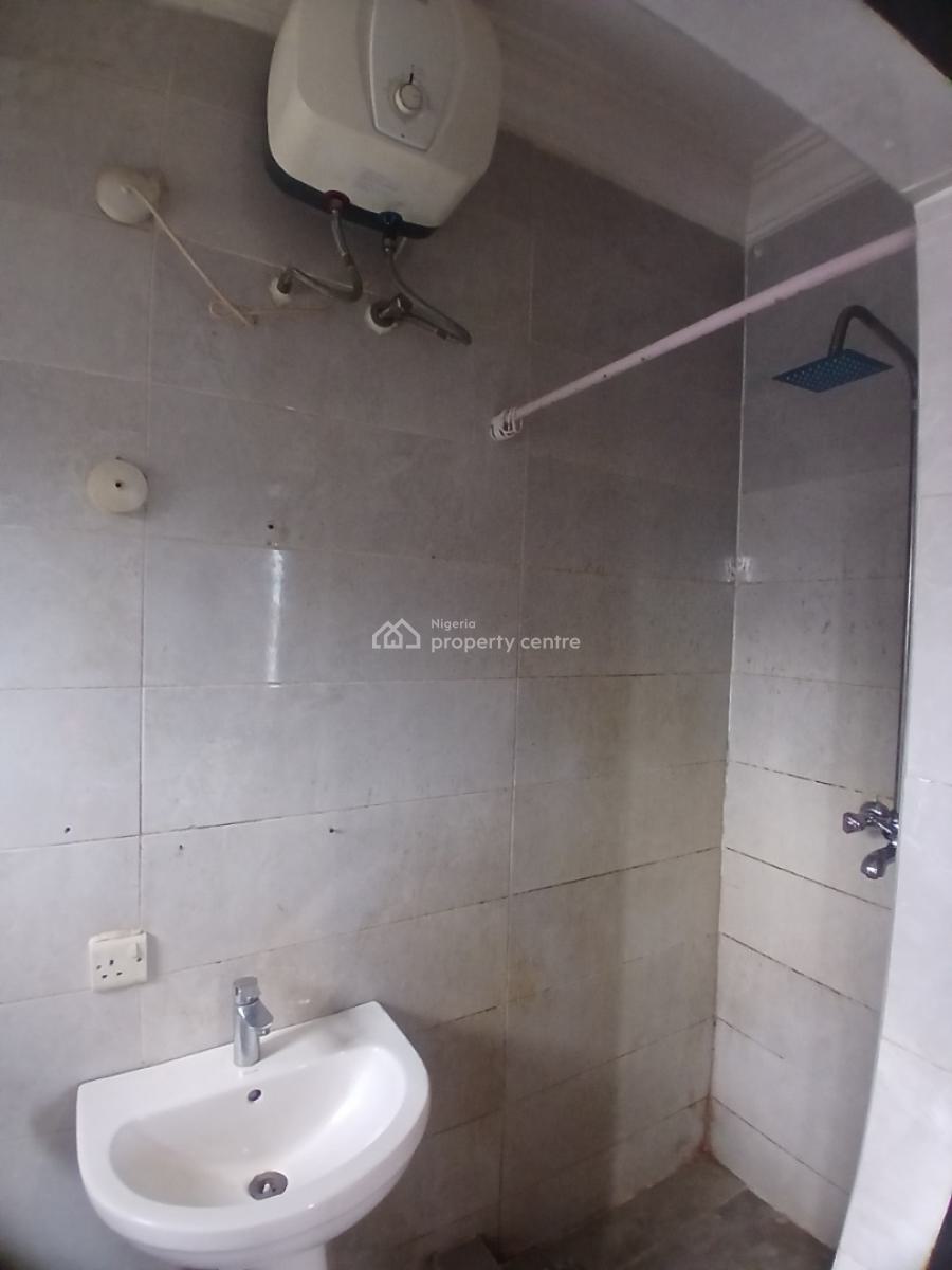 a Fantastic 2 Bedroom Apartment, Peninsula Garden Estate, Lekki Phase 2, Lekki, Lagos, Flat / Apartment for Rent