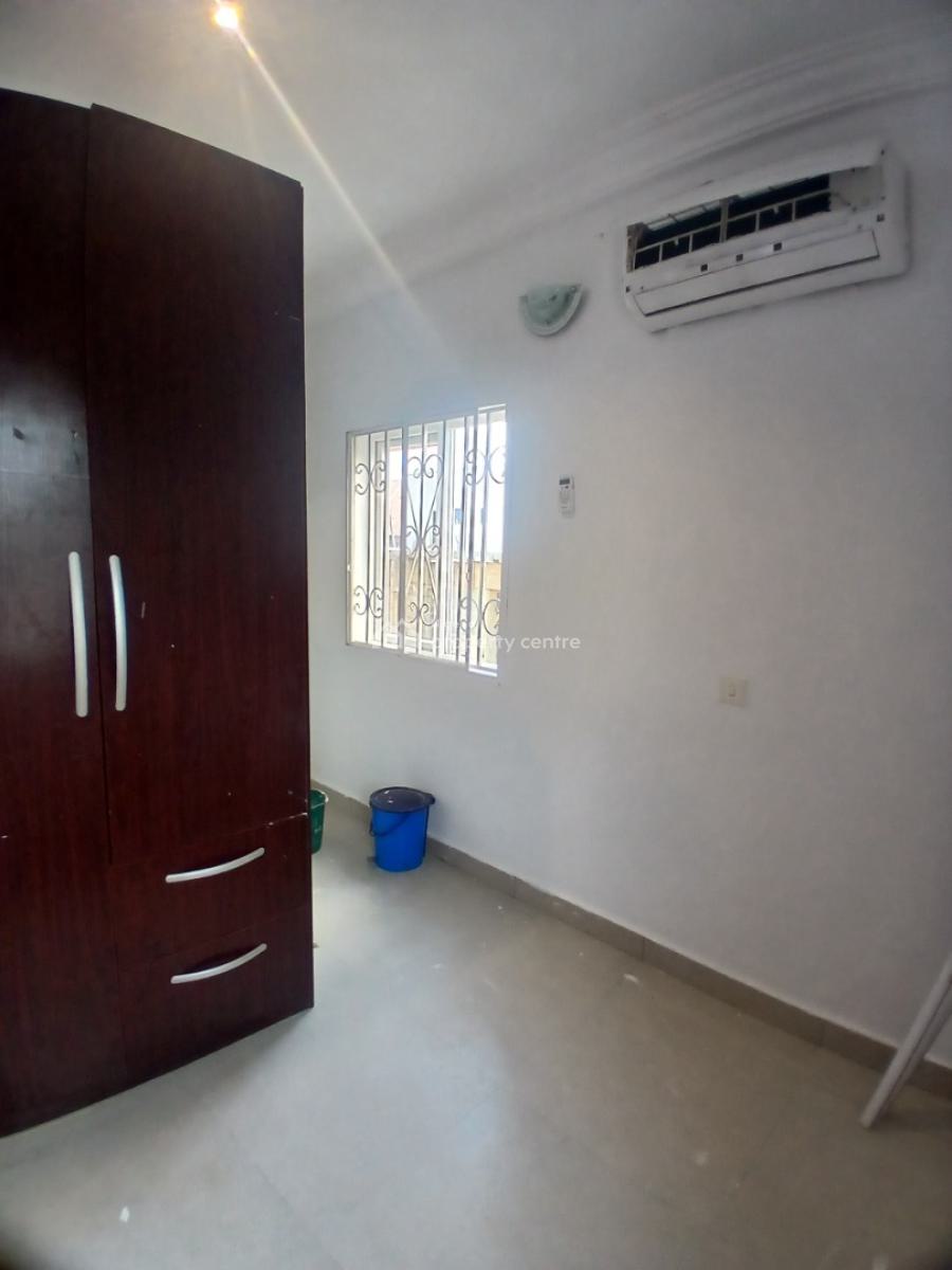 a Fantastic 2 Bedroom Apartment, Peninsula Garden Estate, Lekki Phase 2, Lekki, Lagos, Flat / Apartment for Rent